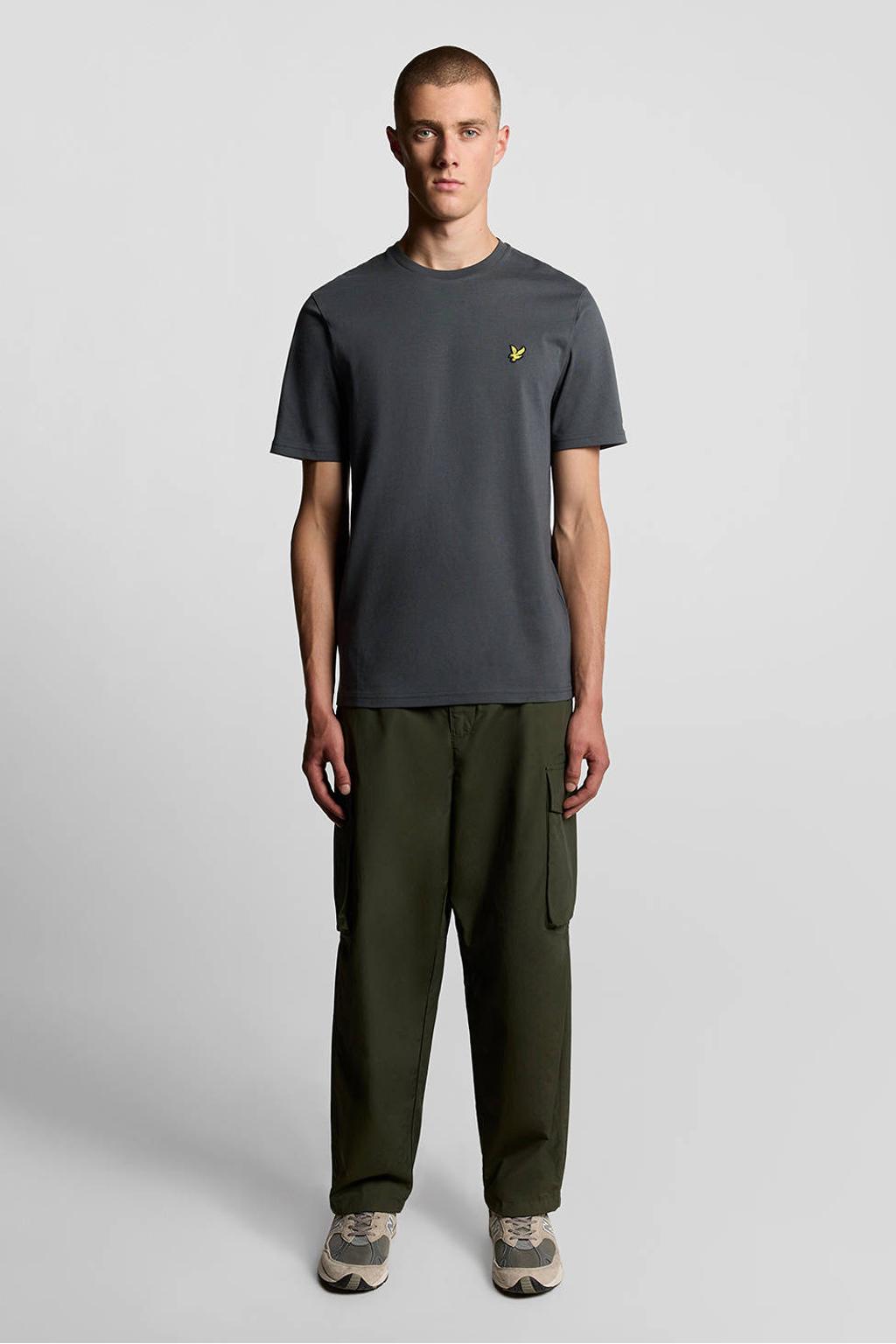 Grijze heren Lyle & Scott regular fit T-shirt van katoen met effen, korte mouwen en ronde hals
