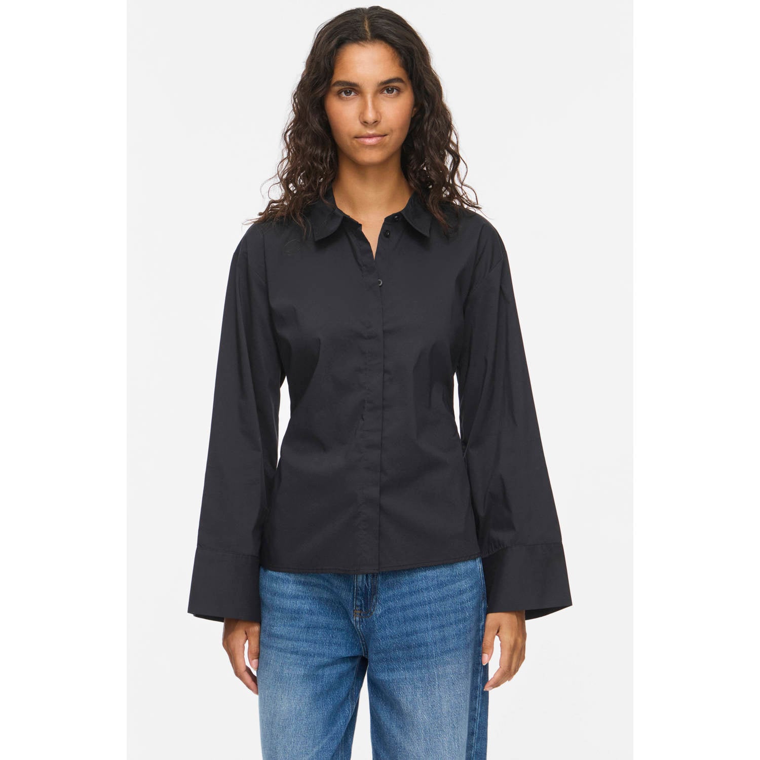 VILA getailleerde blouse met ceintuur zwart