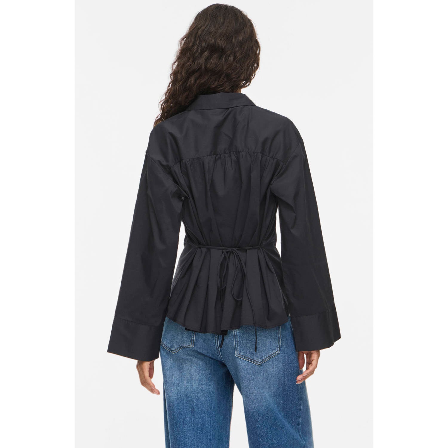 VILA getailleerde blouse met ceintuur zwart
