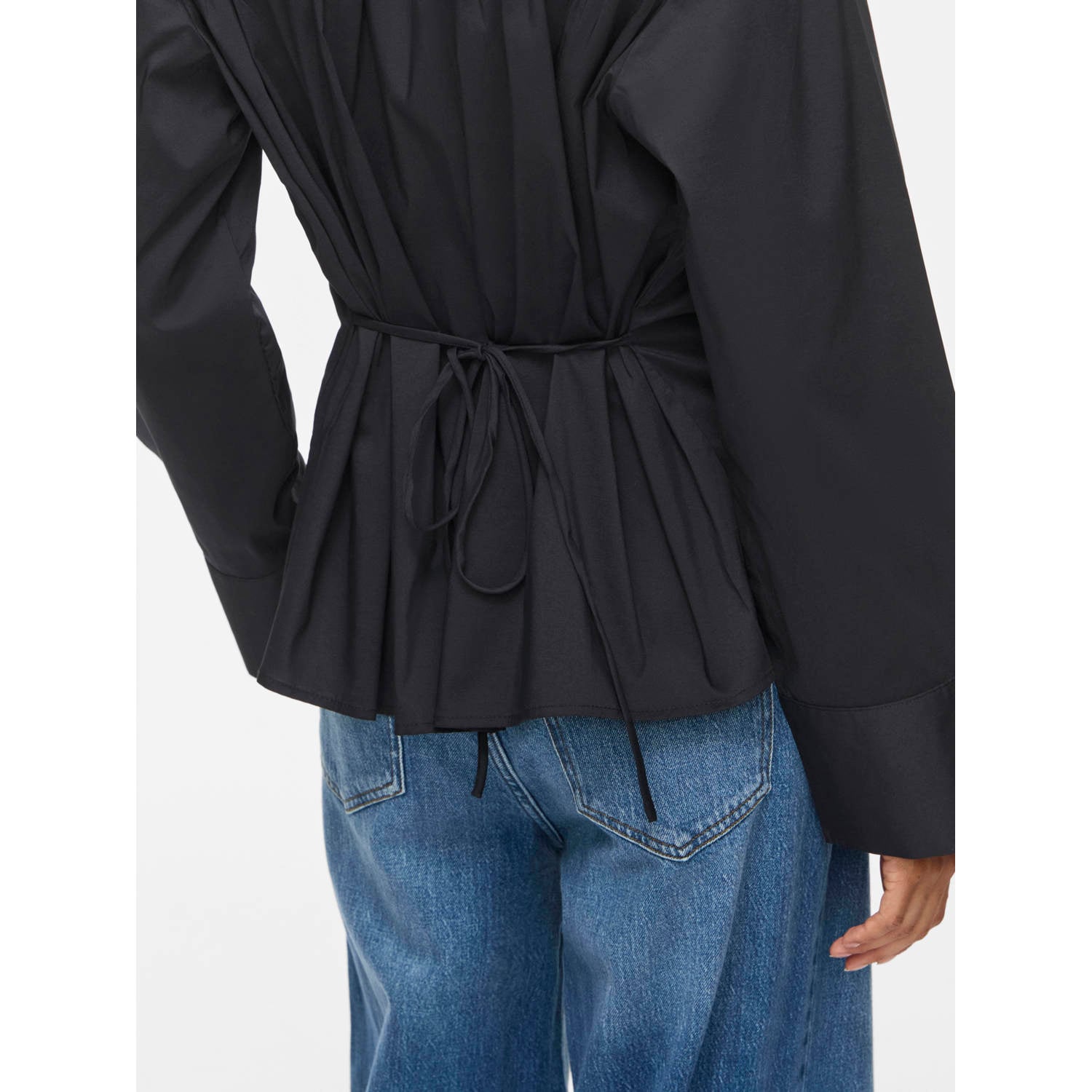 VILA getailleerde blouse met ceintuur zwart