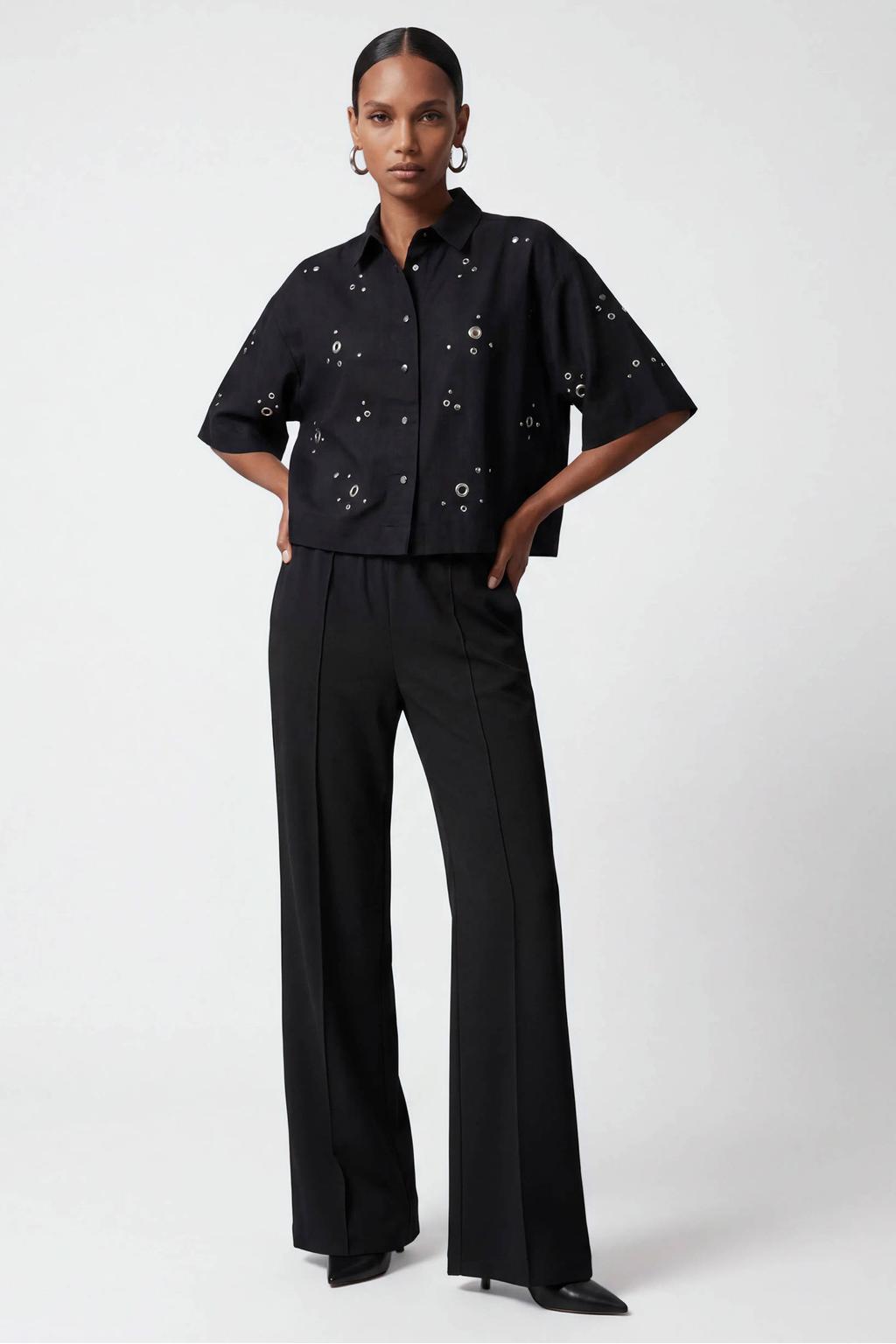 Zwarte dames Shoeby blouse en linnen met korte mouwen, klassieke kraag, knoopsluiting en studs