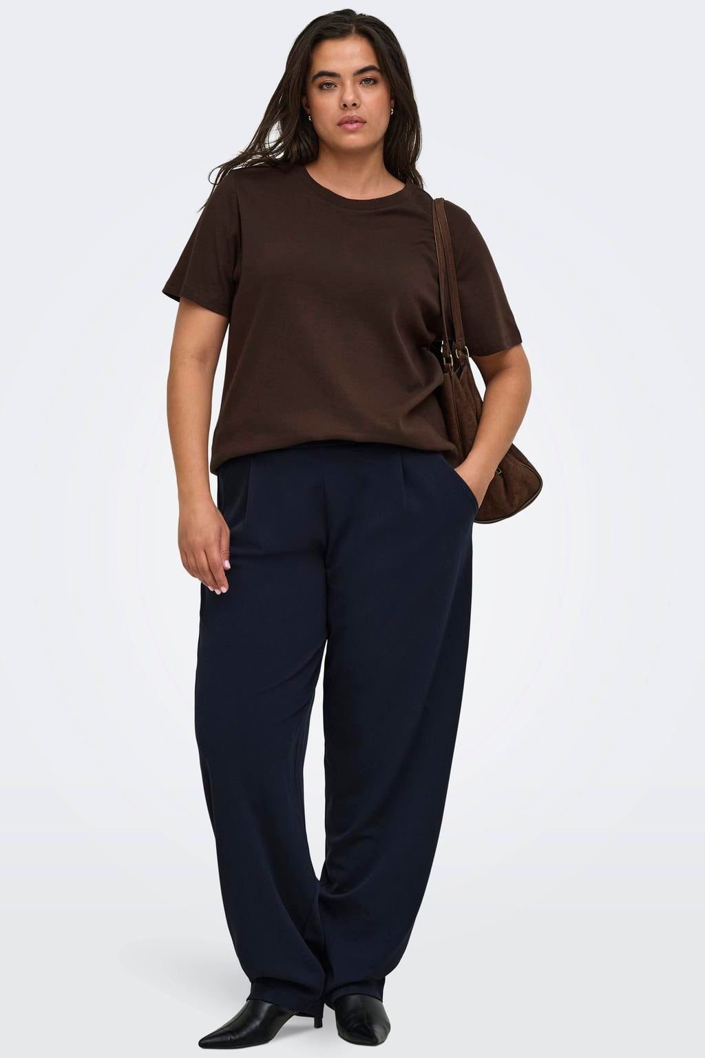 ONLY CARMAKOMA Plus Size rechtvallend T-shirt - donkerbruin