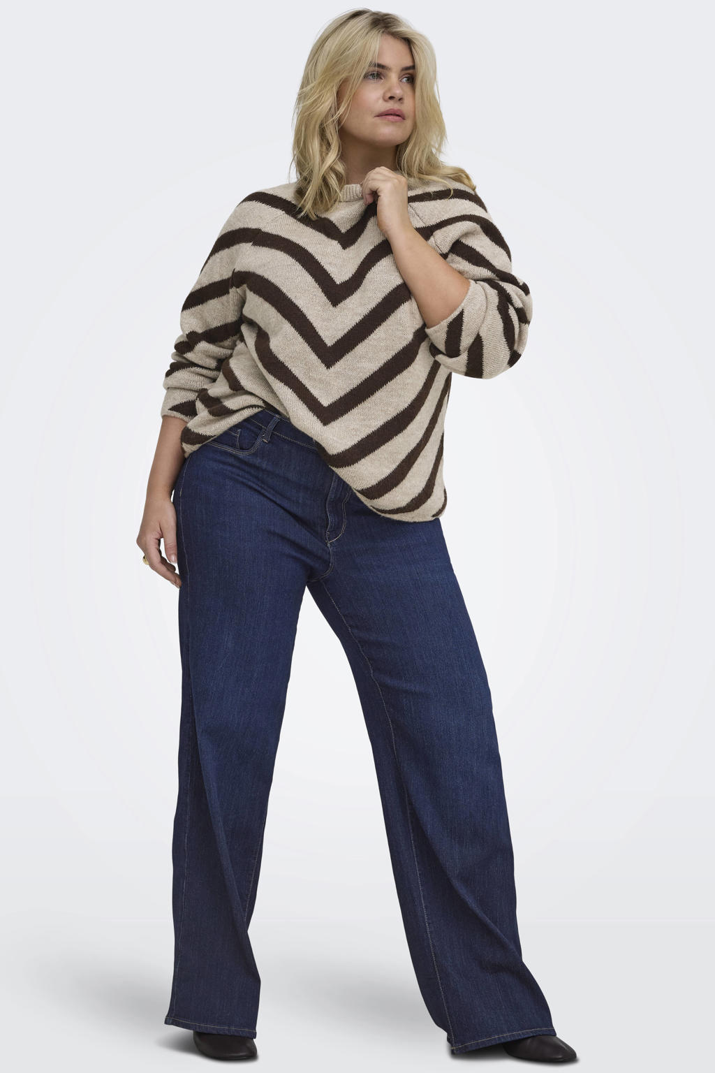 ONLY CARMAKOMA Plus Size aansluitende gebreide gestreepte trui - beige
