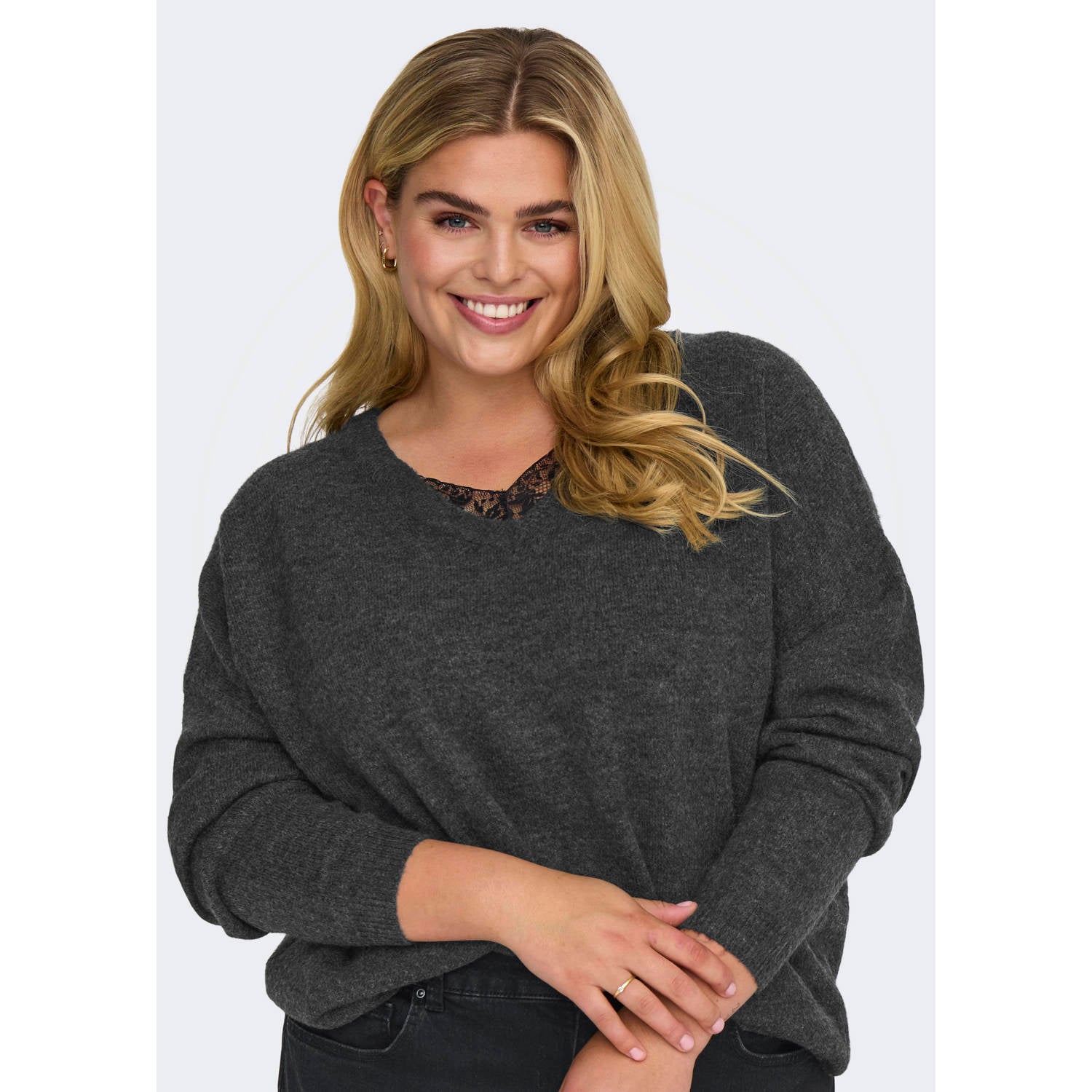 ONLY CARMAKOMA Plus Size gebreide trui grijs