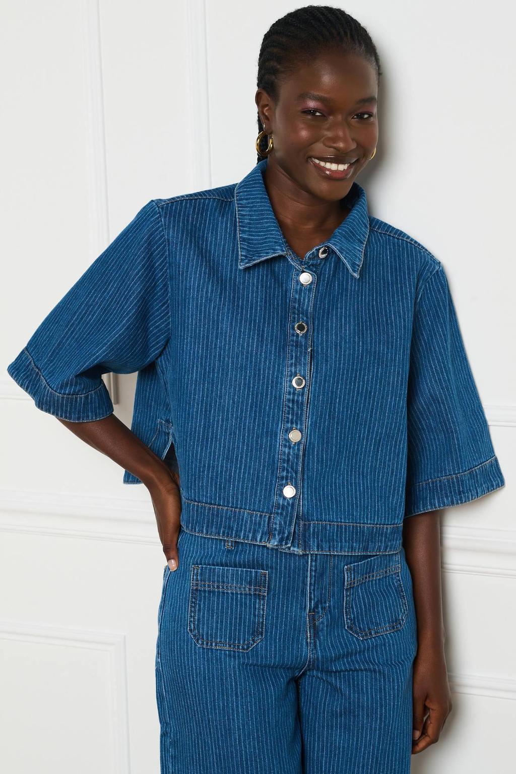 Medium blue denim dames LOLALIZA blouse van katoen met krijtstreepprint, korte mouwen, klassieke kraag en knoopsluiting