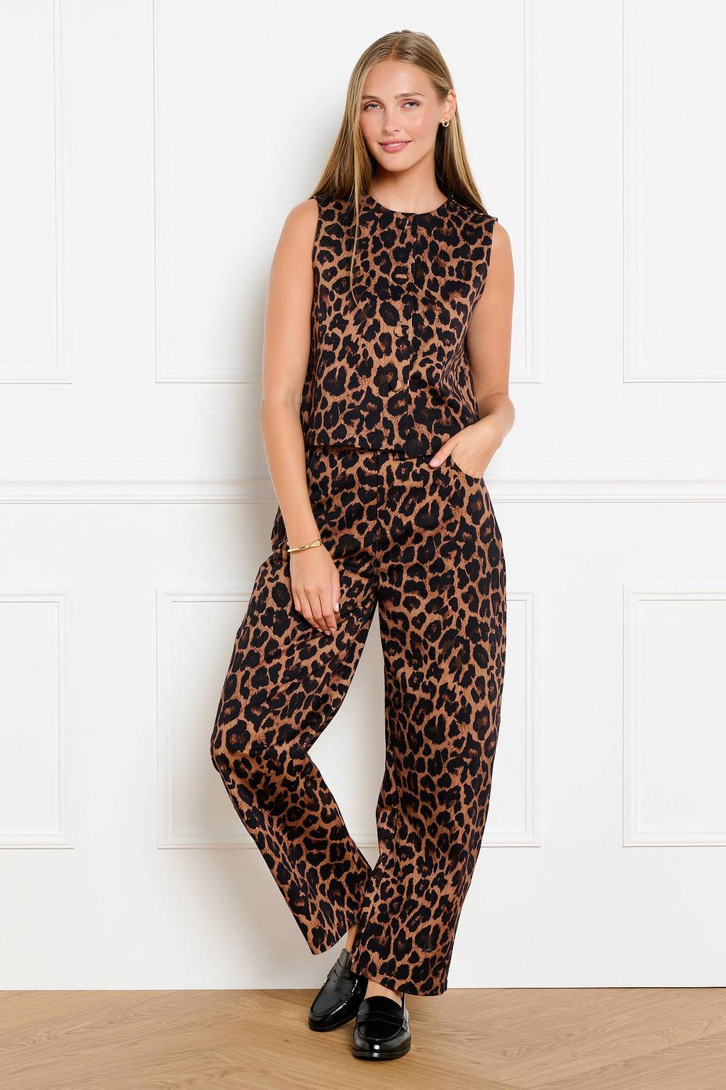 Bruin en zwarte dames LOLALIZA top met dierenprint en ronde hals