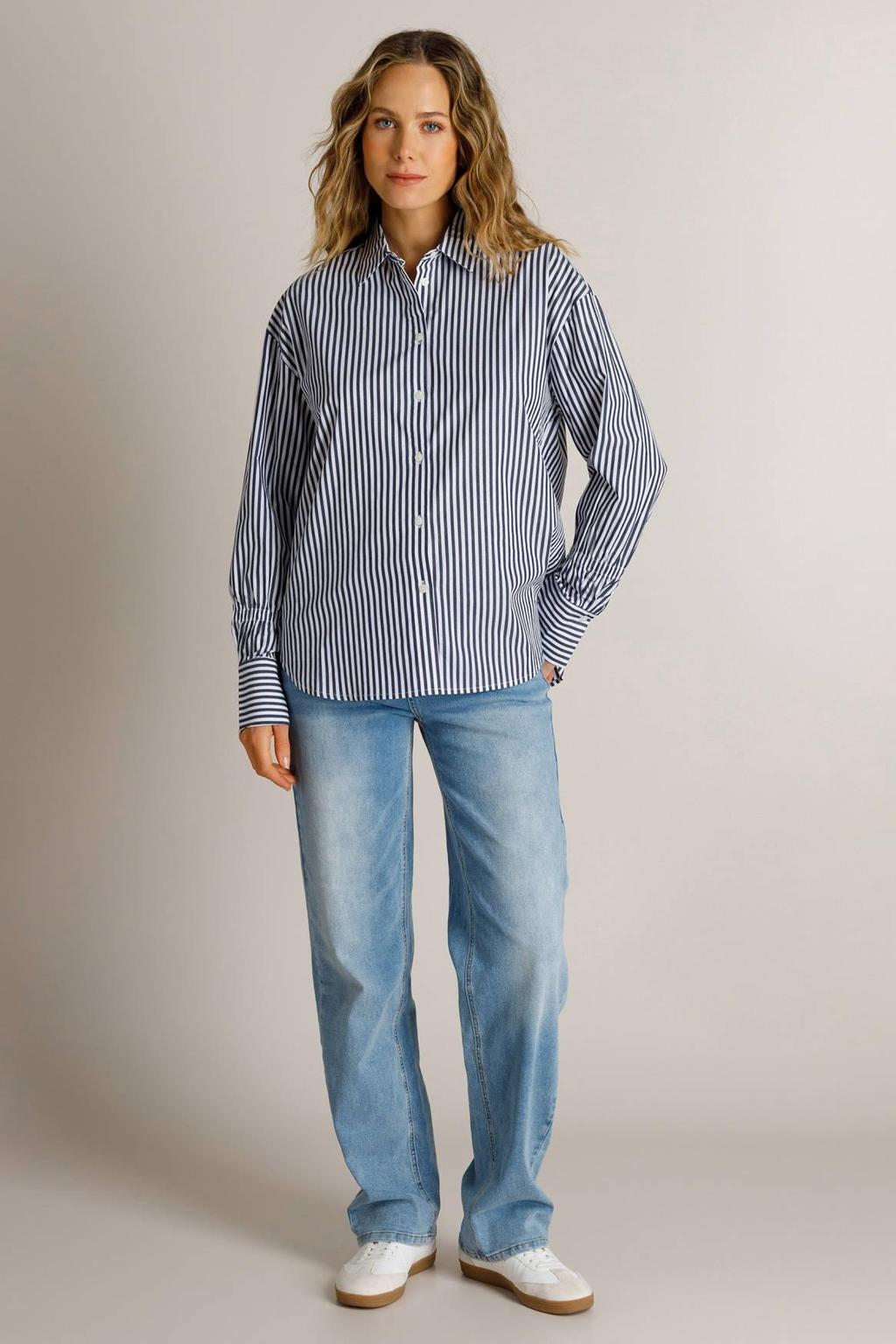 Donkerblauw en witte dames Ivy Beau gestreepte blouse van katoen met lange mouwen, klassieke kraag en knoopsluiting