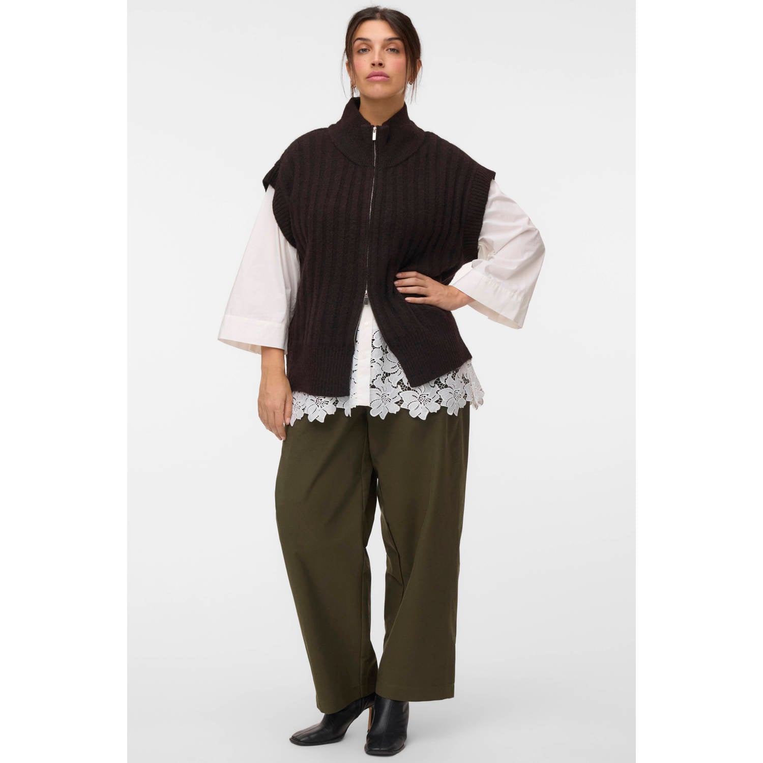 VERO MODA CURVE Plus Size gebreid vest met wol donkerbruin