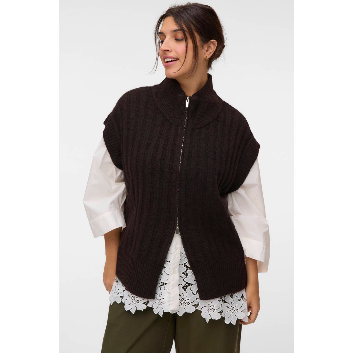 VERO MODA CURVE Plus Size gebreid vest met wol donkerbruin