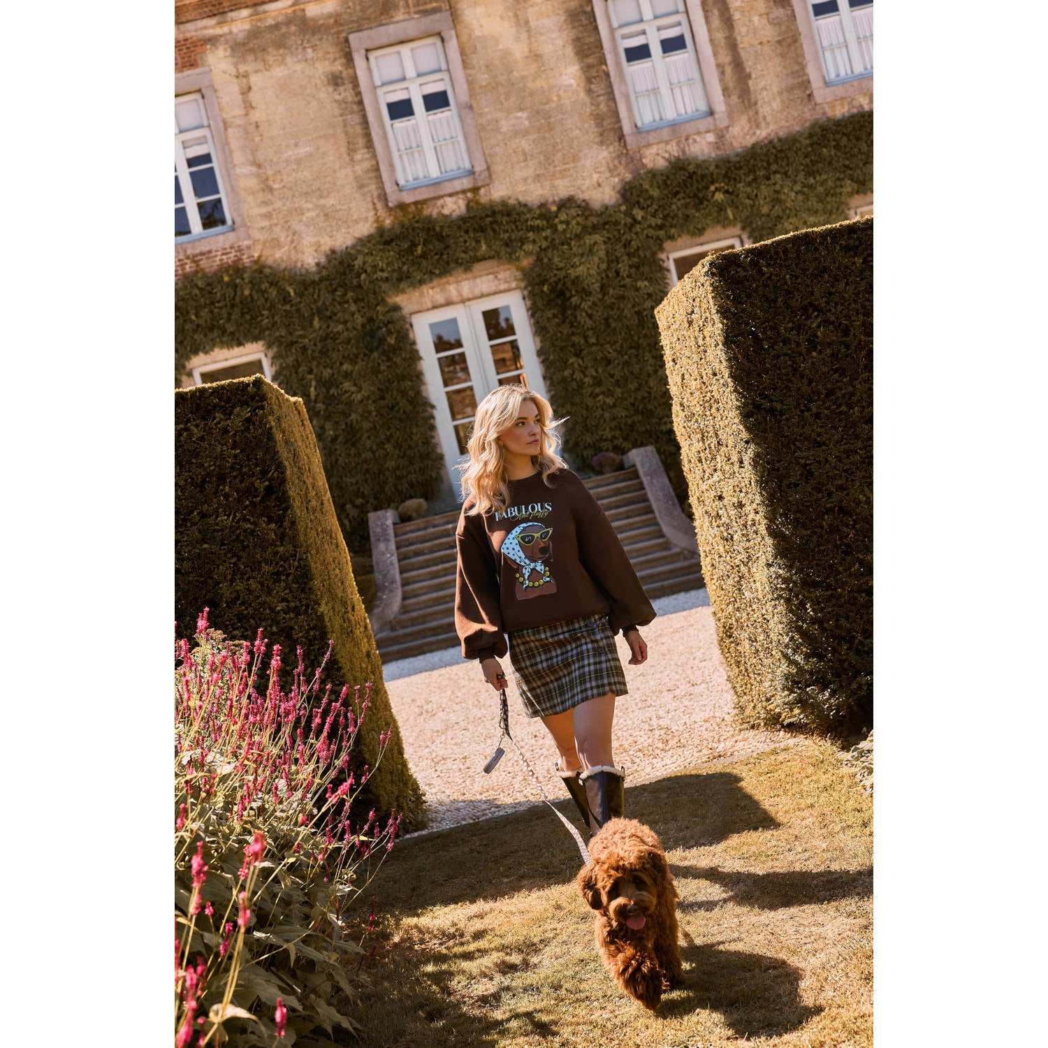 Ydence sweater met print bruin