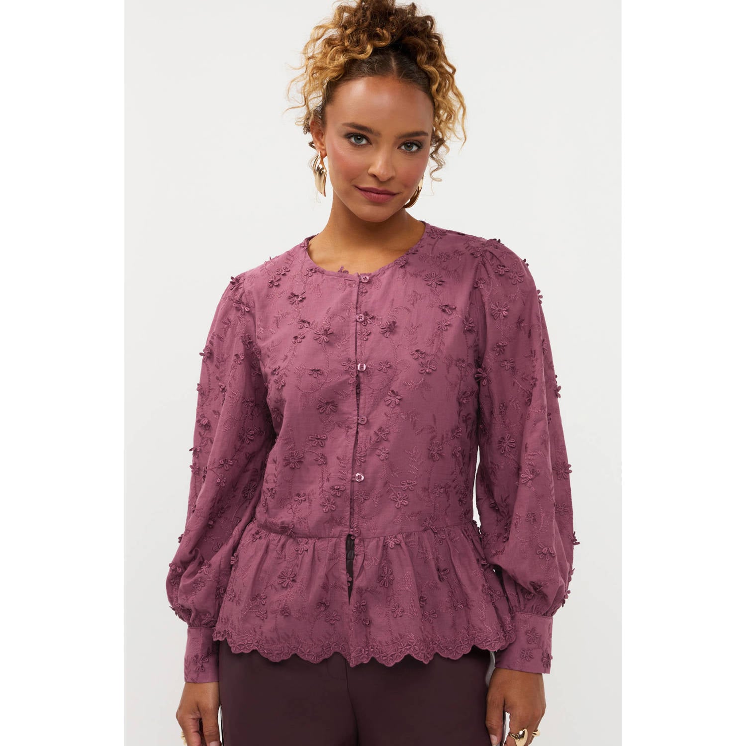 Ydence top met borduursels roze