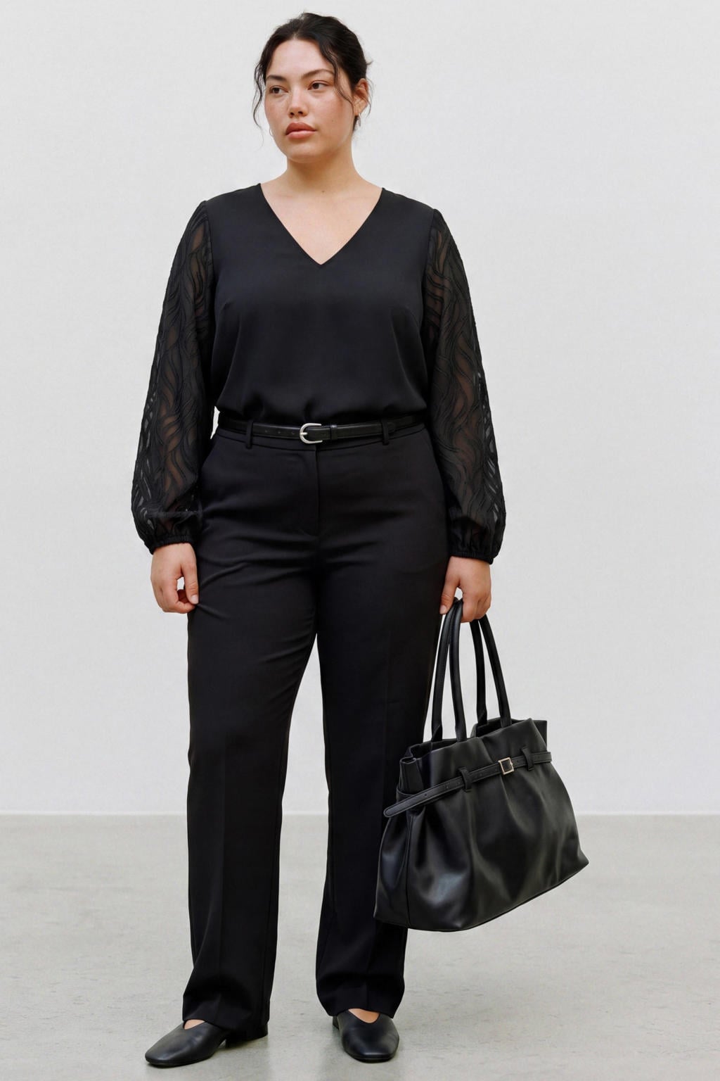 Zwarte dames VERO MODA CURVE Plus Size top van polyester met effen, lange mouwen en geweven detail