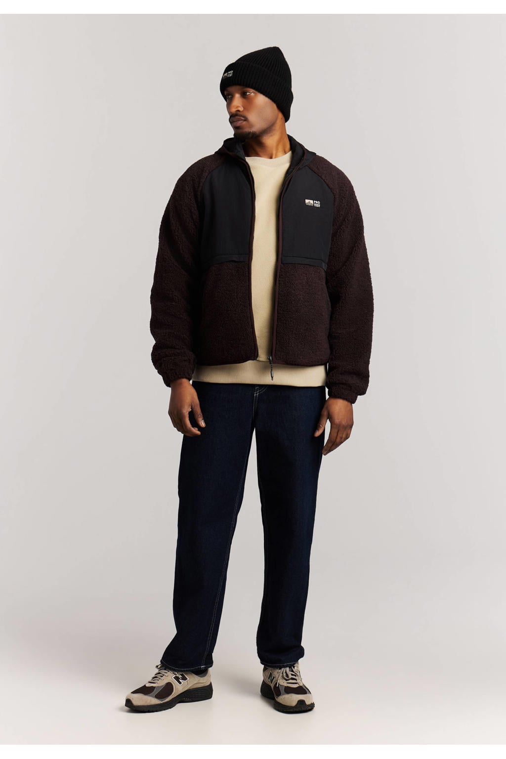 Protest PRTNazare regular fit fleece teddy outdoor vest - donkerbruin