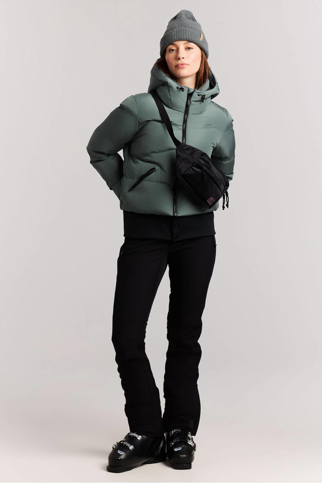 Grijsgroene dames Protest PRTPreppy ski-jas groen van polyester met effen, capuchon en ritssluiting