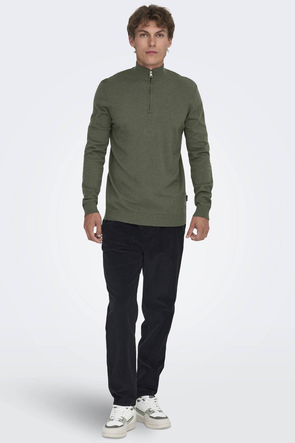 Groene heren ONLY & SONS regular fit trui van katoen met effen, lange mouwen en opstaande kraag