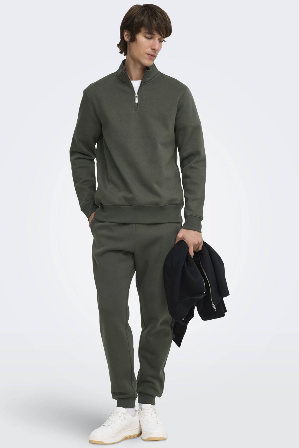 ONLY & SONS regular fit joggingbroek - donkergroen