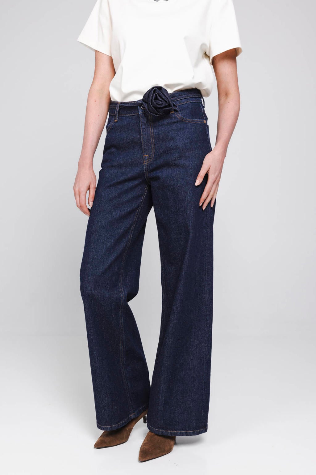 Dark blue denim dames Accentil wide leg jeans dark blue van denim met high waist, rits- en knoopsluiting en effen
