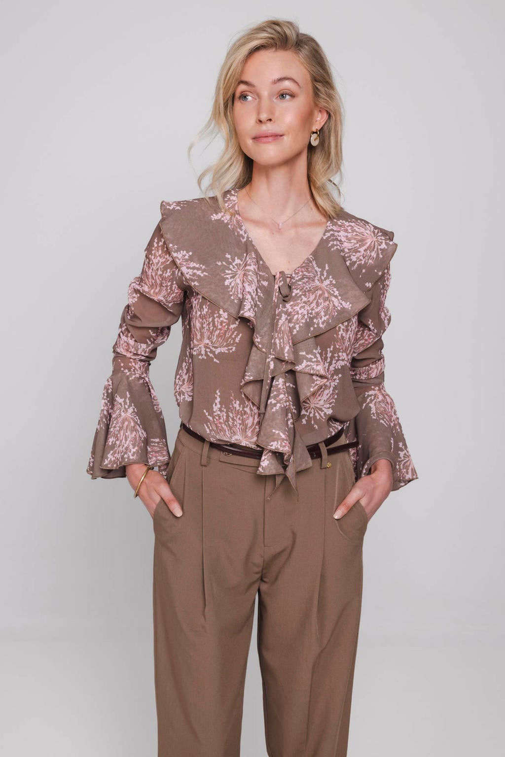 Bruin en roze dames Accentil blouse van polyester met lange mouwen, klassieke kraag en knoopsluiting