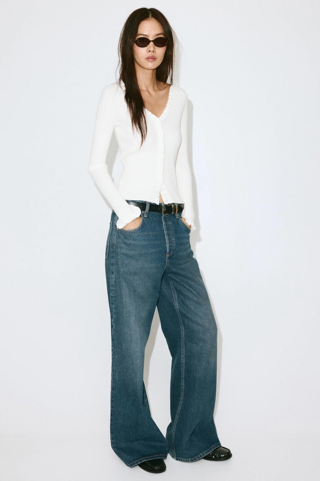 Ecru dames Mango gebreide vest van viscose met effen, lange mouwen, V-hals en knoopsluiting