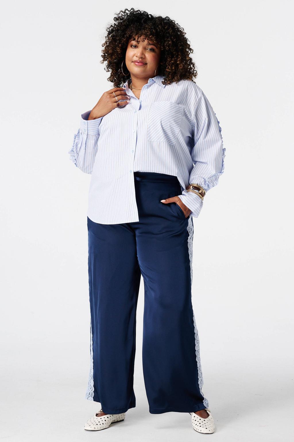 Blauw en bruine dames MS Mode Plus Size blouse en krijtstreep met lange mouwen, klassieke kraag, knoopsluiting en ruches