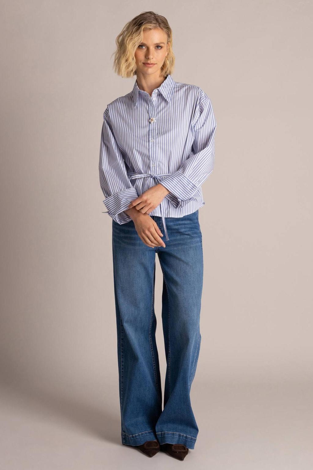 Blauw en ecru dames Yest gestreepte blouse van katoen met lange mouwen, klassieke kraag, knoopsluiting en ceintuur