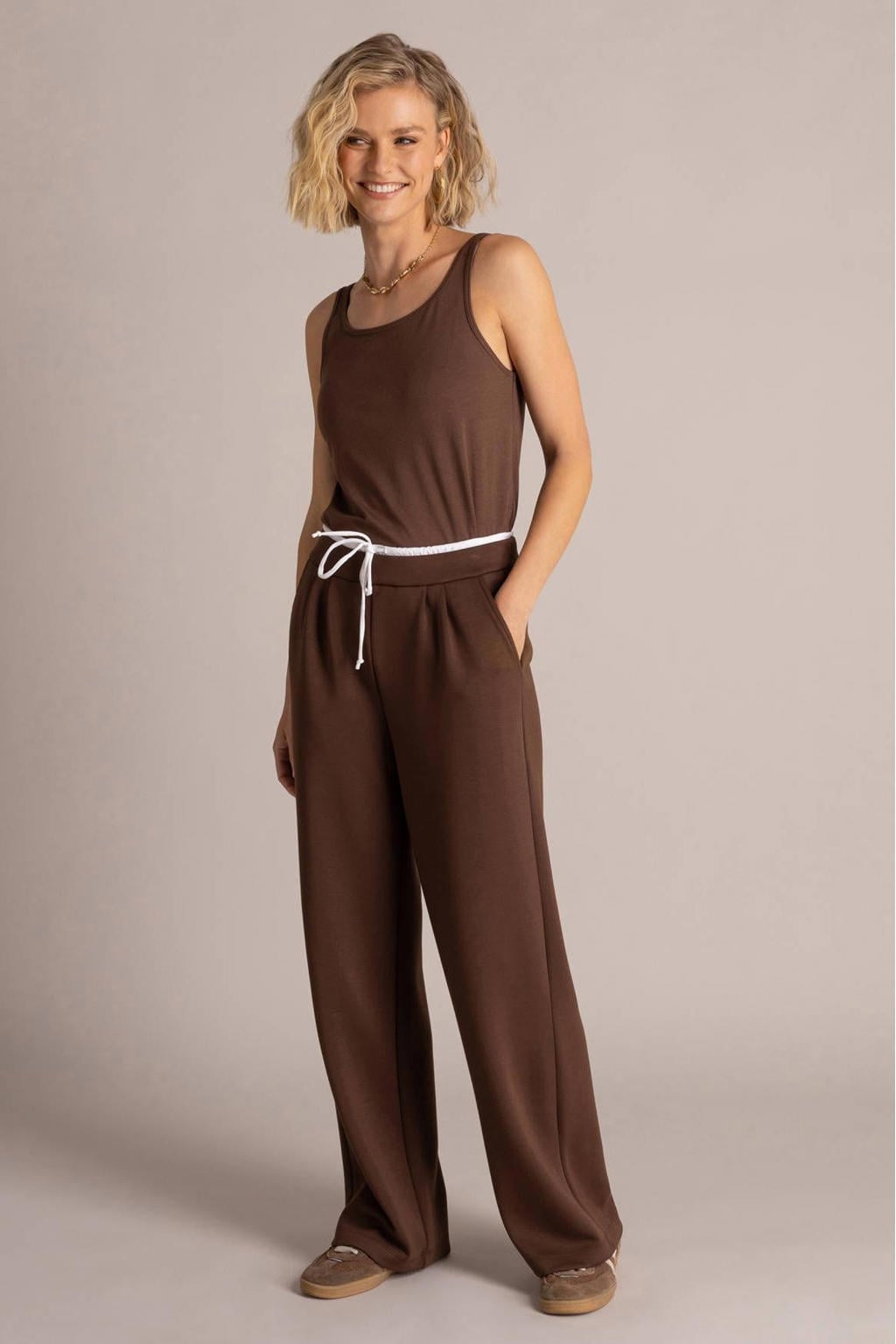 Bruine dames Yest loose fit broek met high waist, elastische tailleband en effen