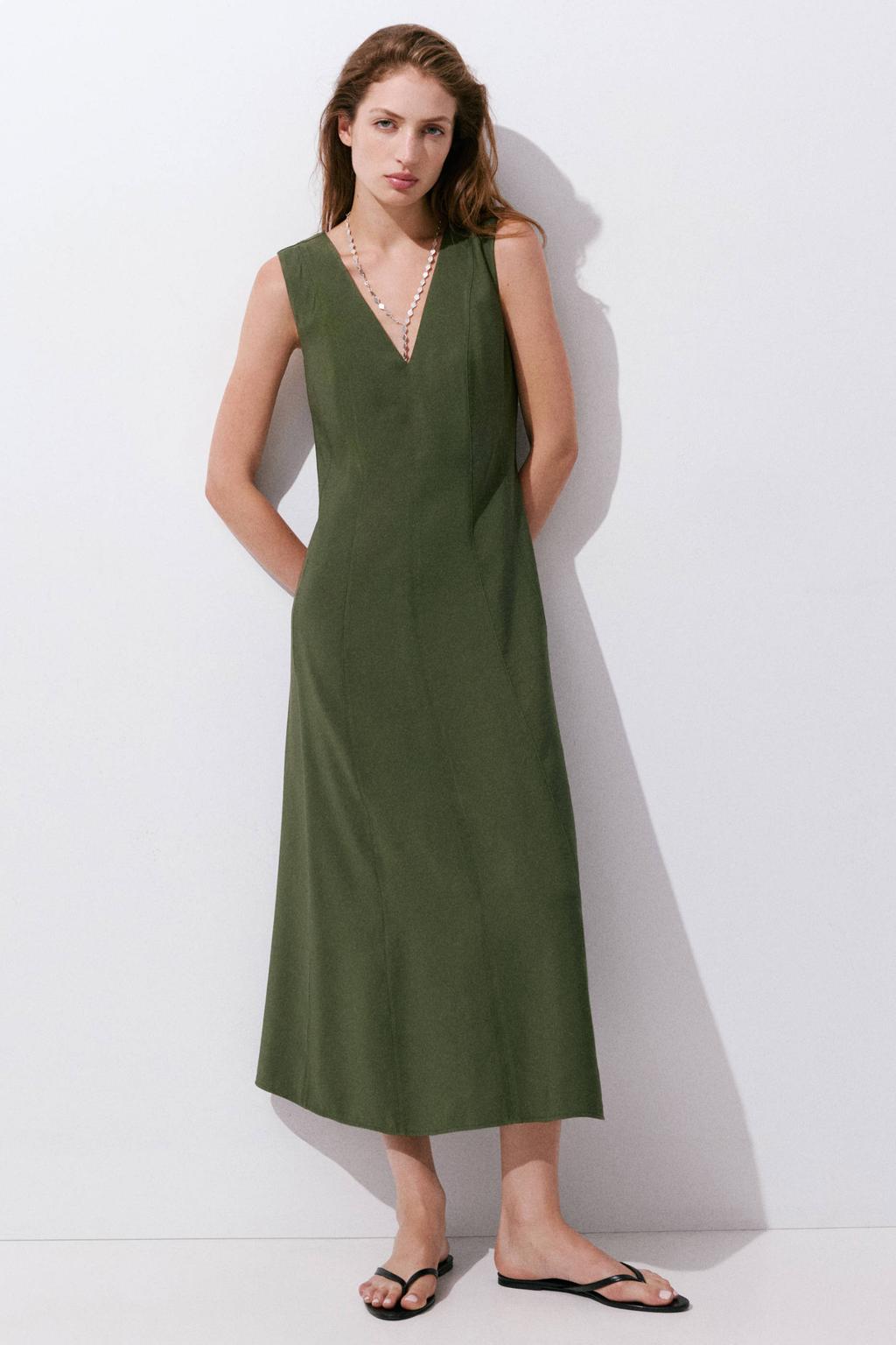 Kakikleurige dames Mango midi zomerjurk van viscose met effen, V-hals en ritssluiting