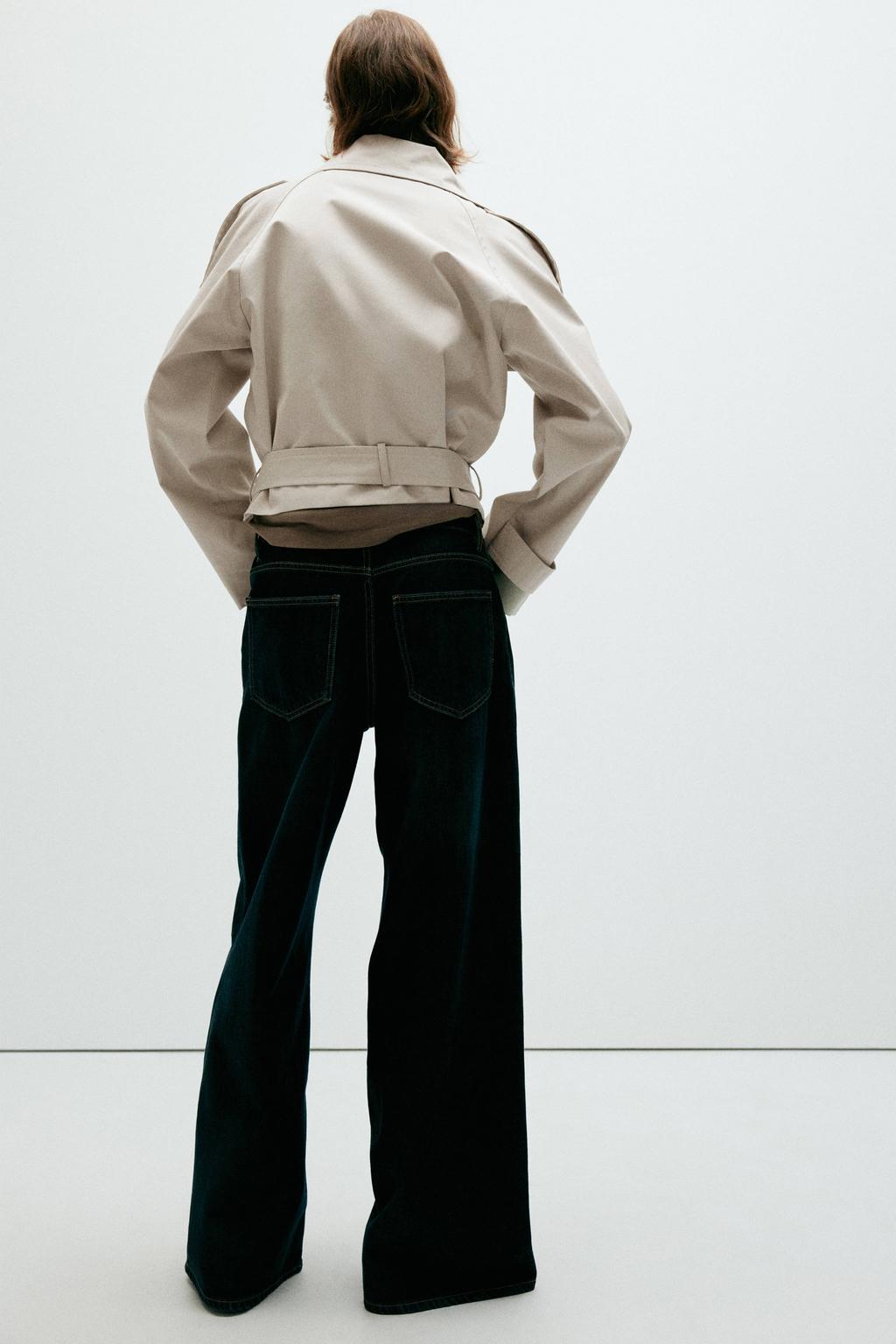 Beige dames Mango trenchcoat van katoen met effen, lange mouwen, reverskraag, double breasted sluiting en ceintuur