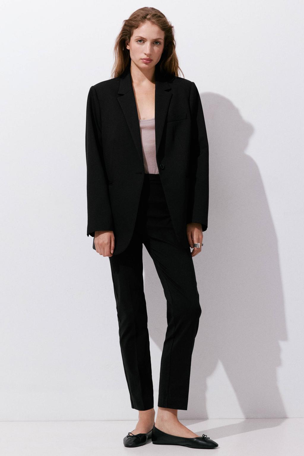 Zwarte dames Mango slim fit broek van viscose met regular waist en effen
