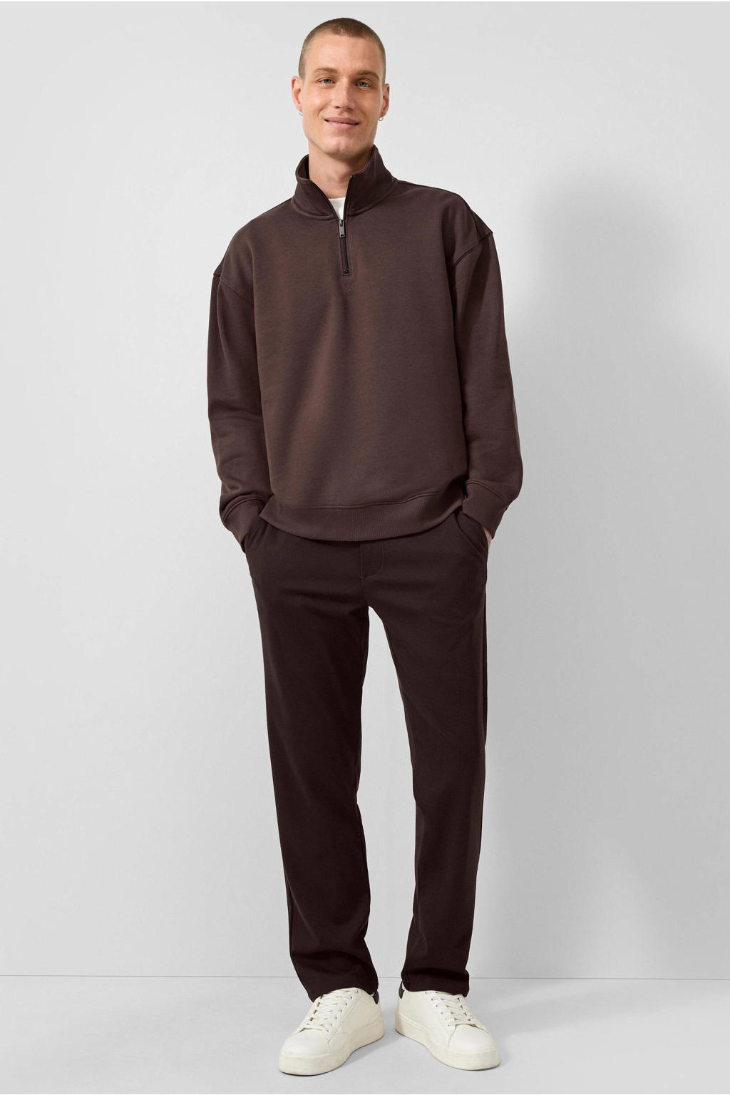QS regular fit casual broek - donkerbruin
