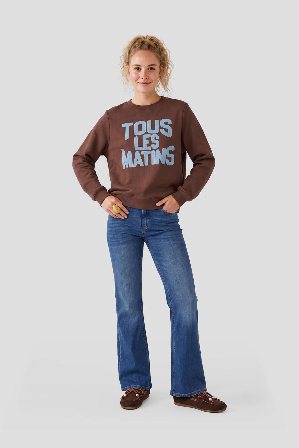 Bruin en blauwe dames Geisha katoenen sweater met tekst print, lange mouwen en ronde hals