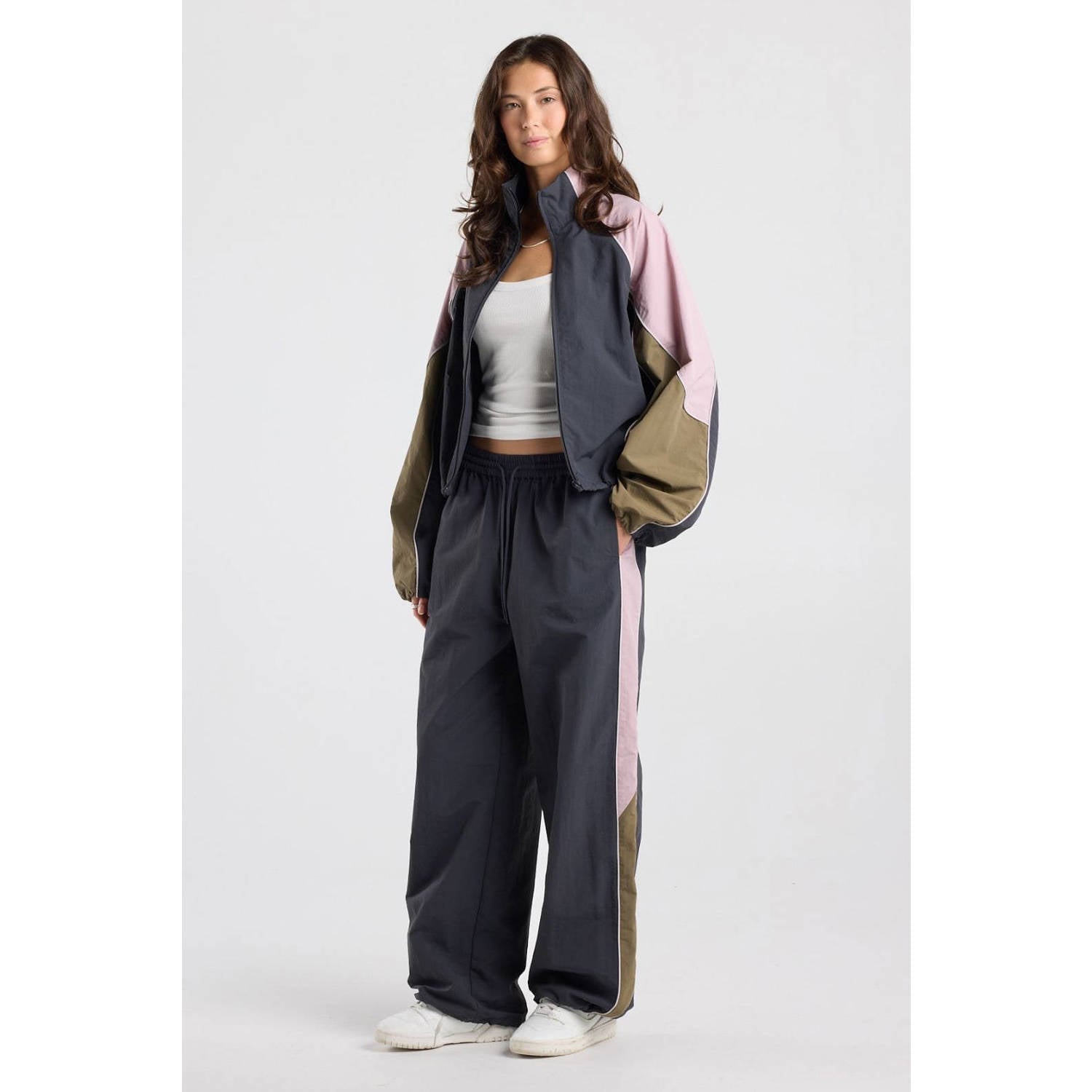 America Today straight leg casual broek grijs