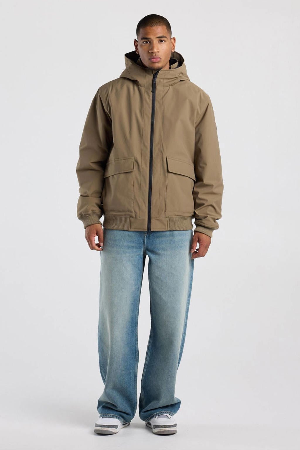 Bruine heren America Today tussenjas van polyester met effen, lange mouwen, capuchon, ritssluiting en geribde boorden