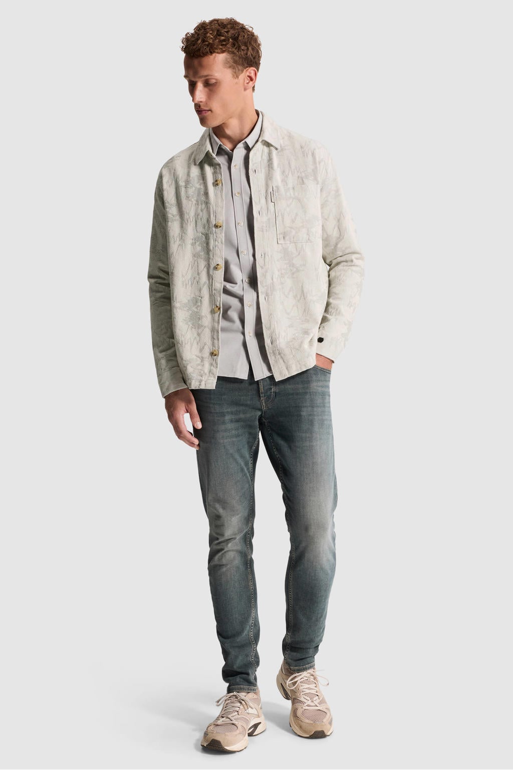 Lichtblauwe heren Cast Iron regular fit jacquard overshirt mirage van katoen met lange mouwen en klassieke kraag