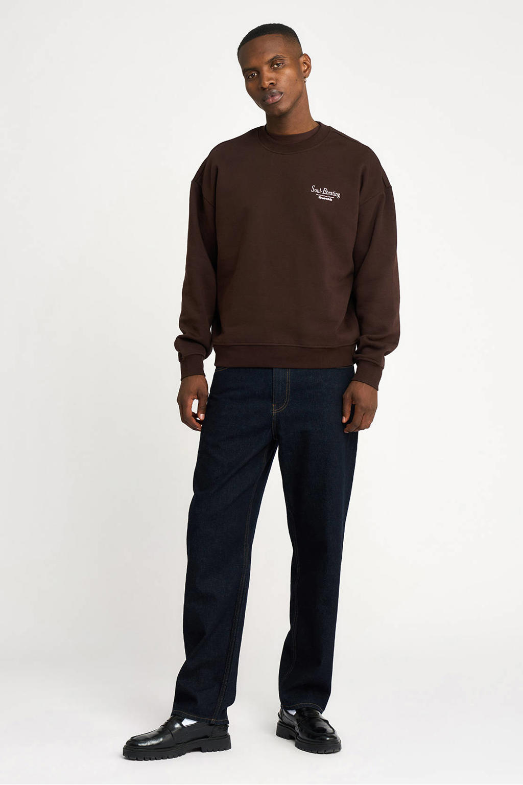Resteröds relaxed fit sweater met backprint - bruin