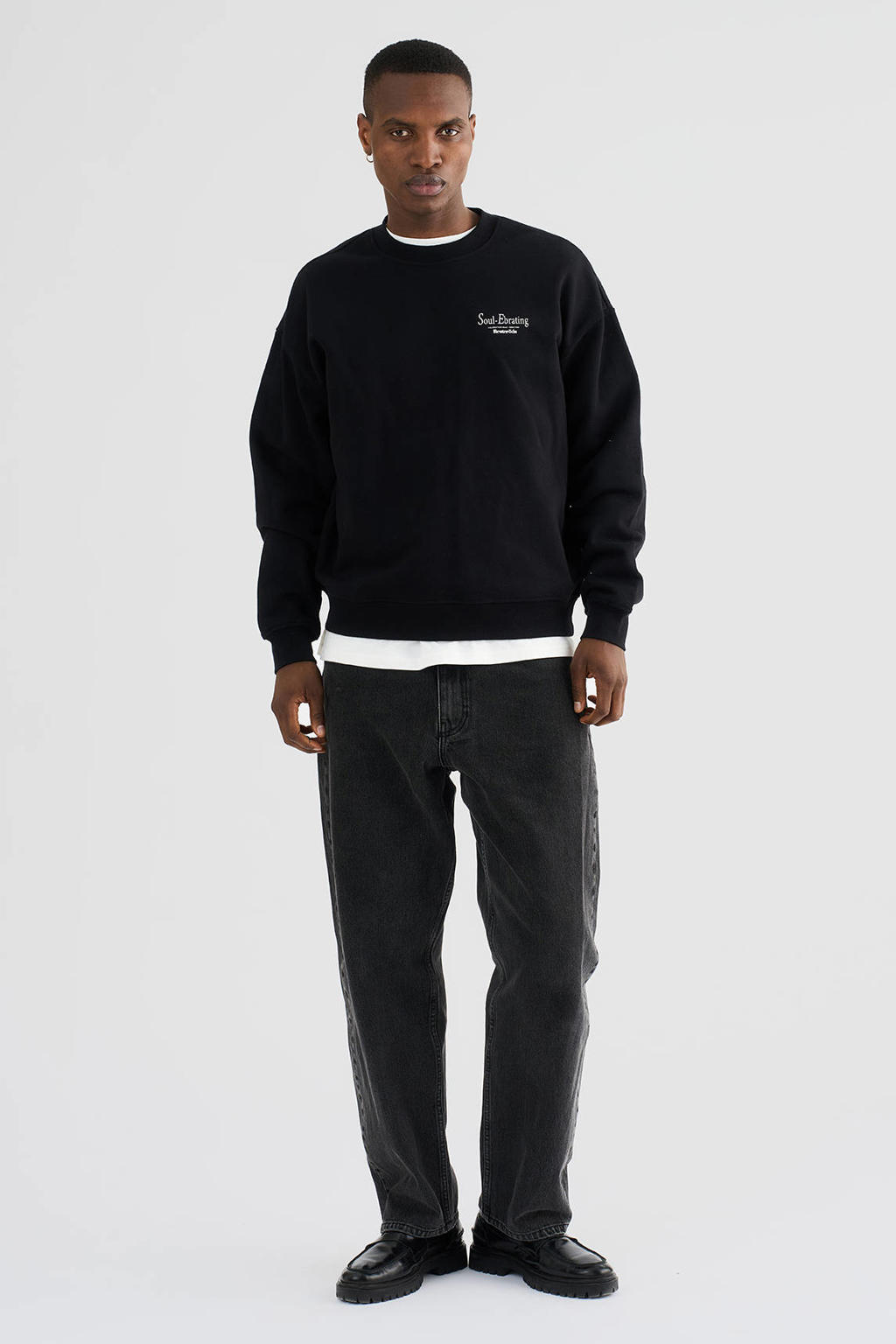 Resteröds relaxed fit sweater met backprint - zwart