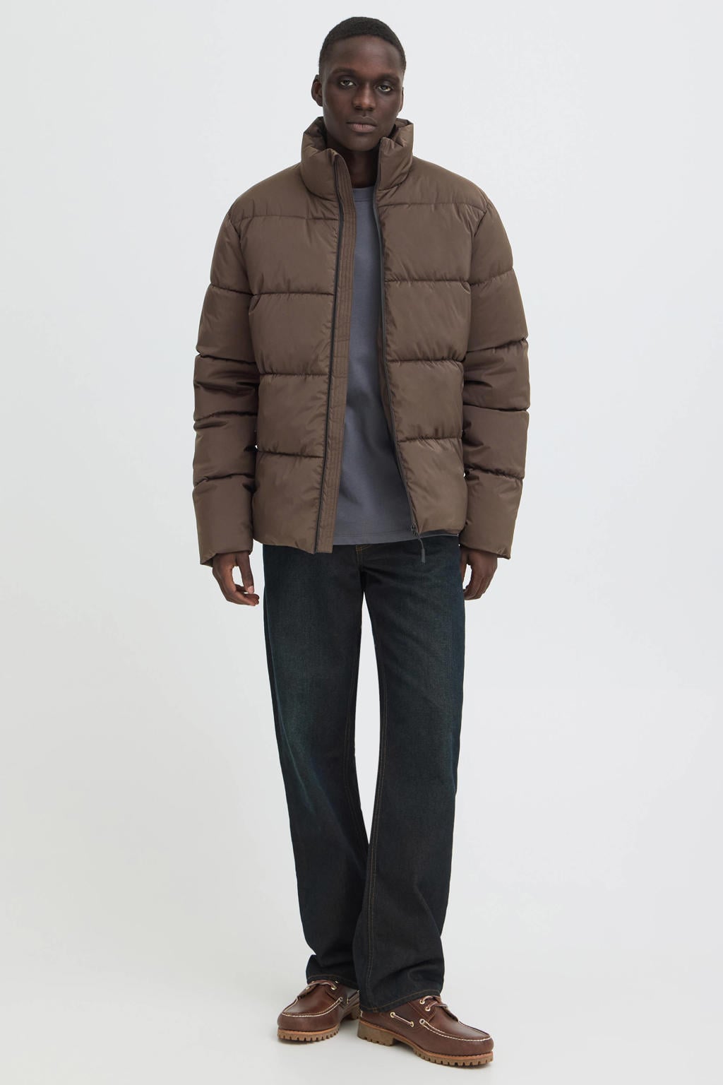 Bruine heren Blend pufferjas van polyester met effen, lange mouwen, opstaande kraag, ritssluiting en doorgestikte details