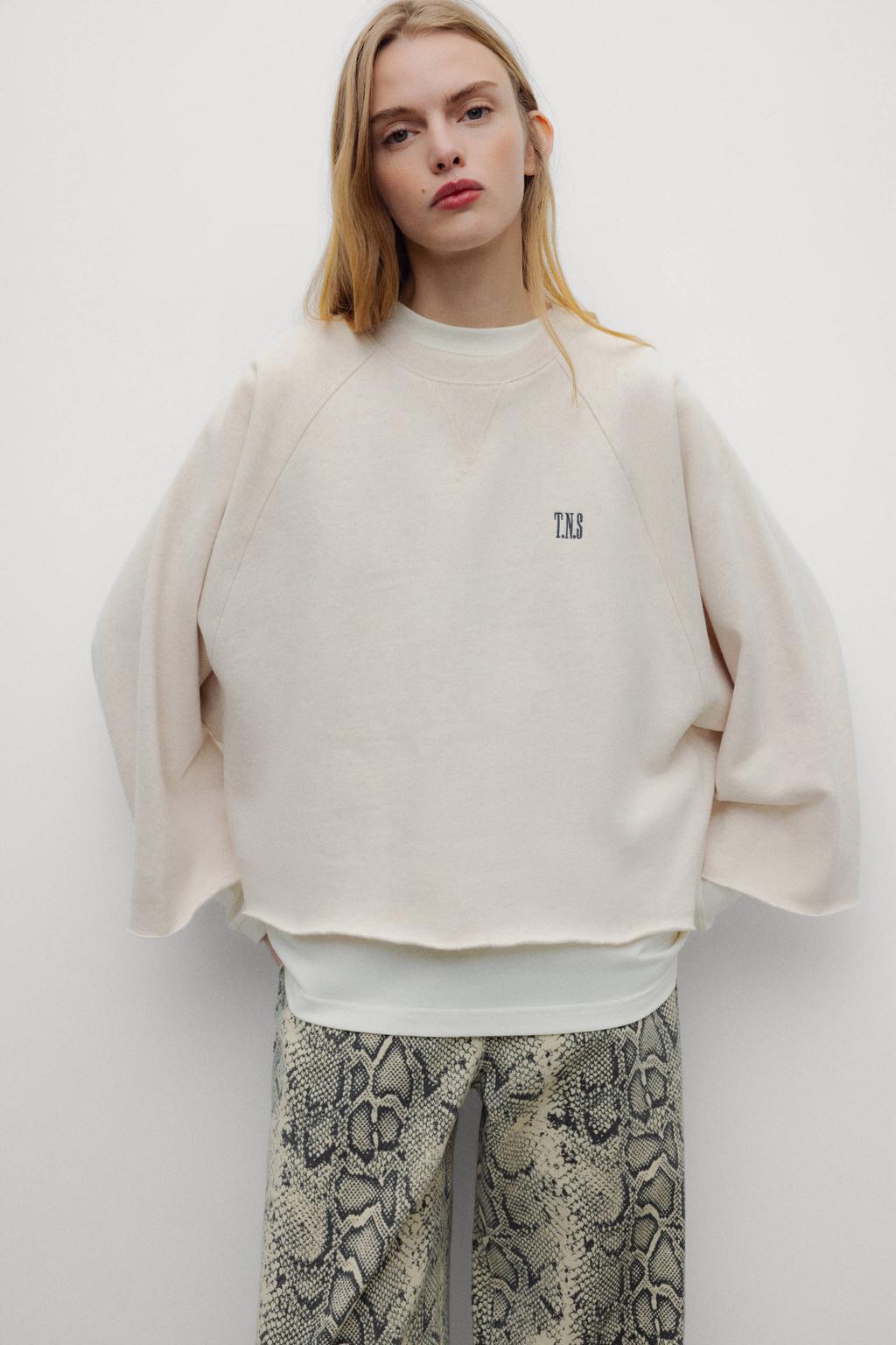 Beige dames The New Society sweater met logo dessin, lange mouwen en ronde hals