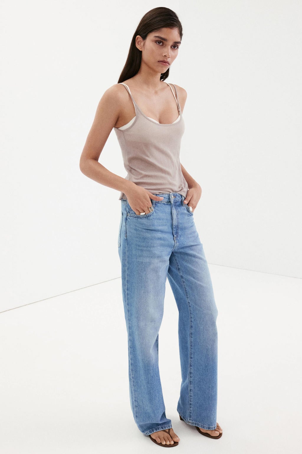 Light blue denim dames Mango wide leg jeans van denim met high waist, rits- en knoopsluiting en effen