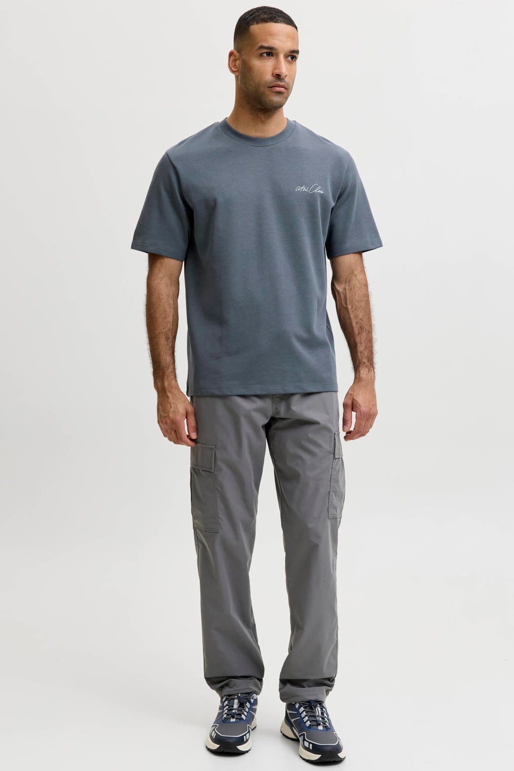 Grijsblauwe heren JACK & JONES CORE relaxed fit T-shirt van polyester met korte mouwen en ronde hals