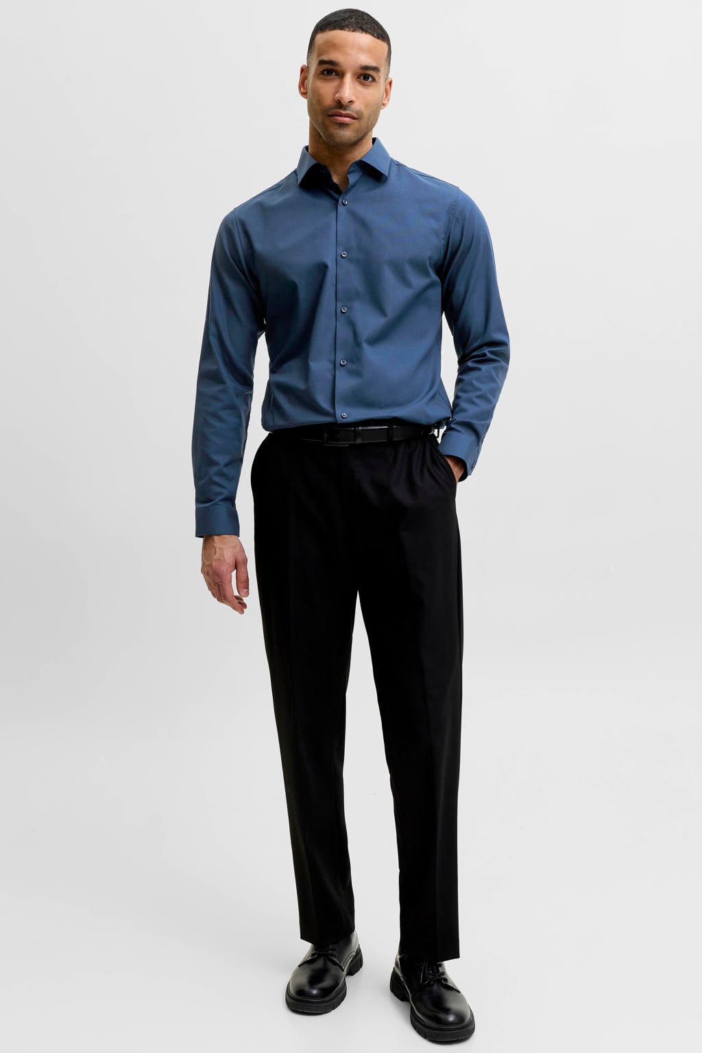 Blauwe heren JACK & JONES PREMIUM slim fit overhemd van katoen met effen, lange mouwen en klassieke kraag