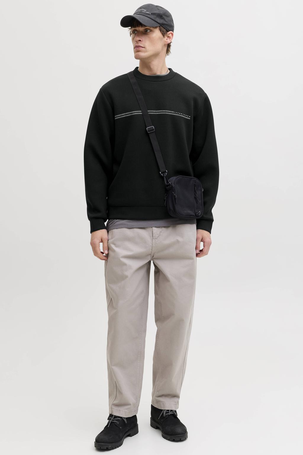 JACK & JONES CORE relaxed fit sweater met print - zwart