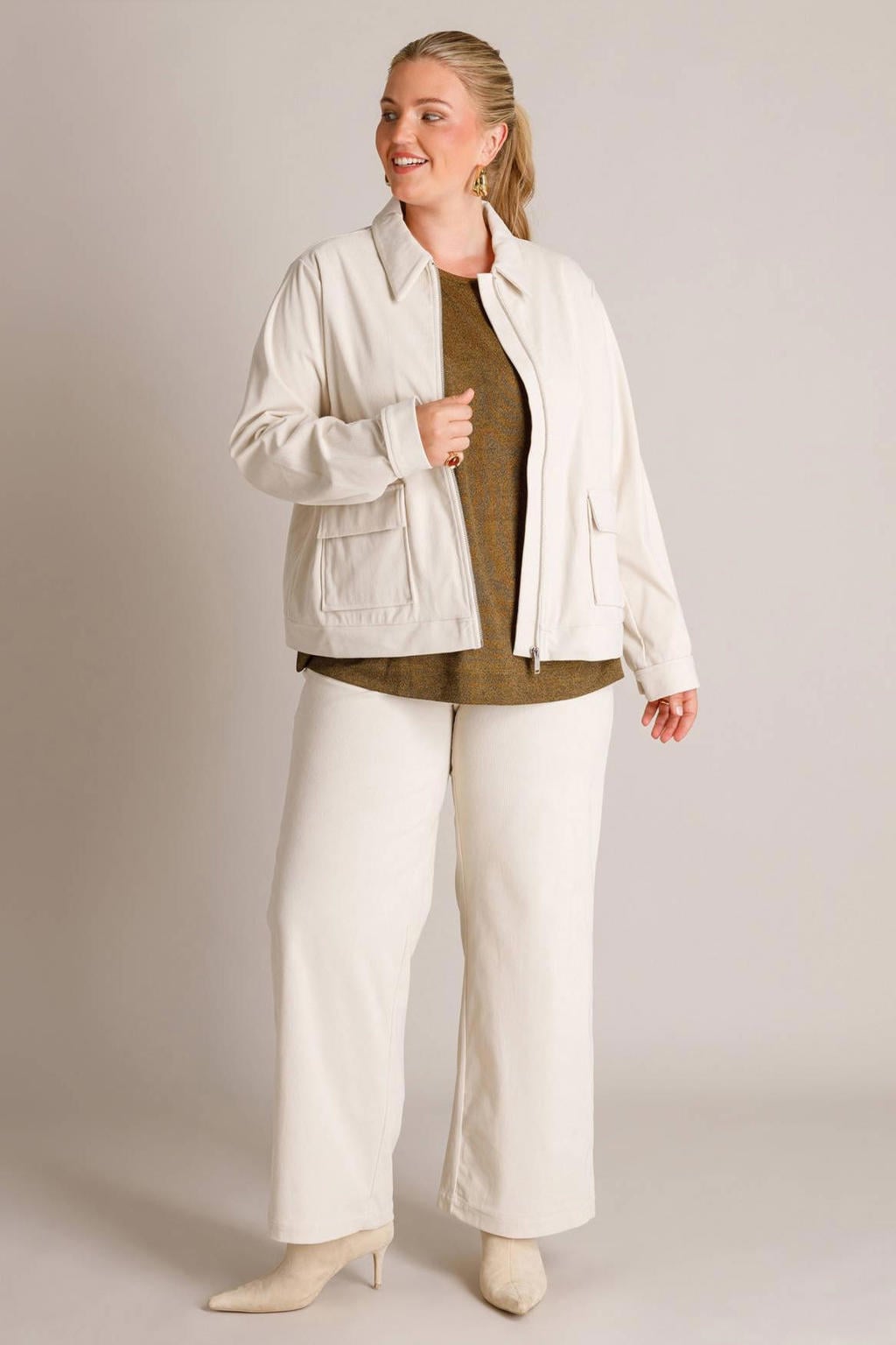 Beige dames Yest Curve jas Plus Size met effen, lange mouwen en ritssluiting