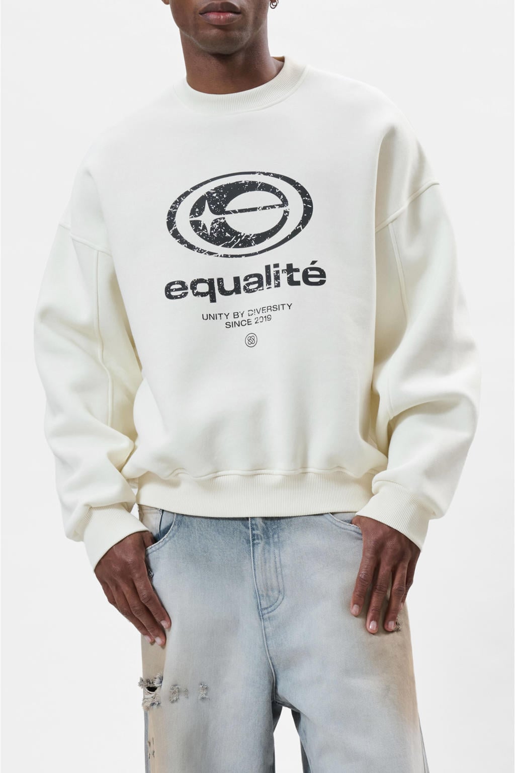 Equalité oversized trui met logo - off-white