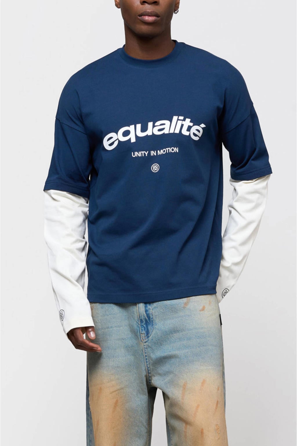 Donkerblauwe heren Equalité oversized longsleeve van katoen met lange mouwen en ronde hals