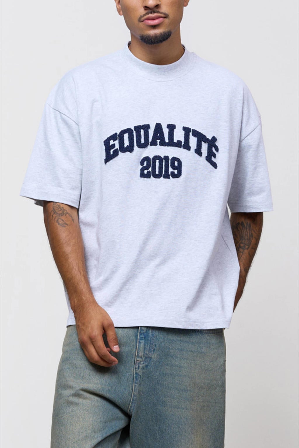 Equalité boxy T-shirt - grijs