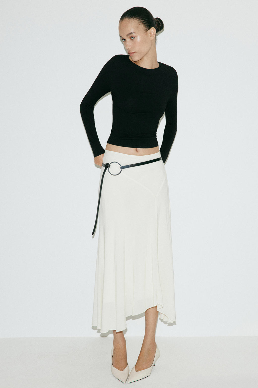 Zwarte dames Mango gebreide trui van viscose met effen, lange mouwen en boothals