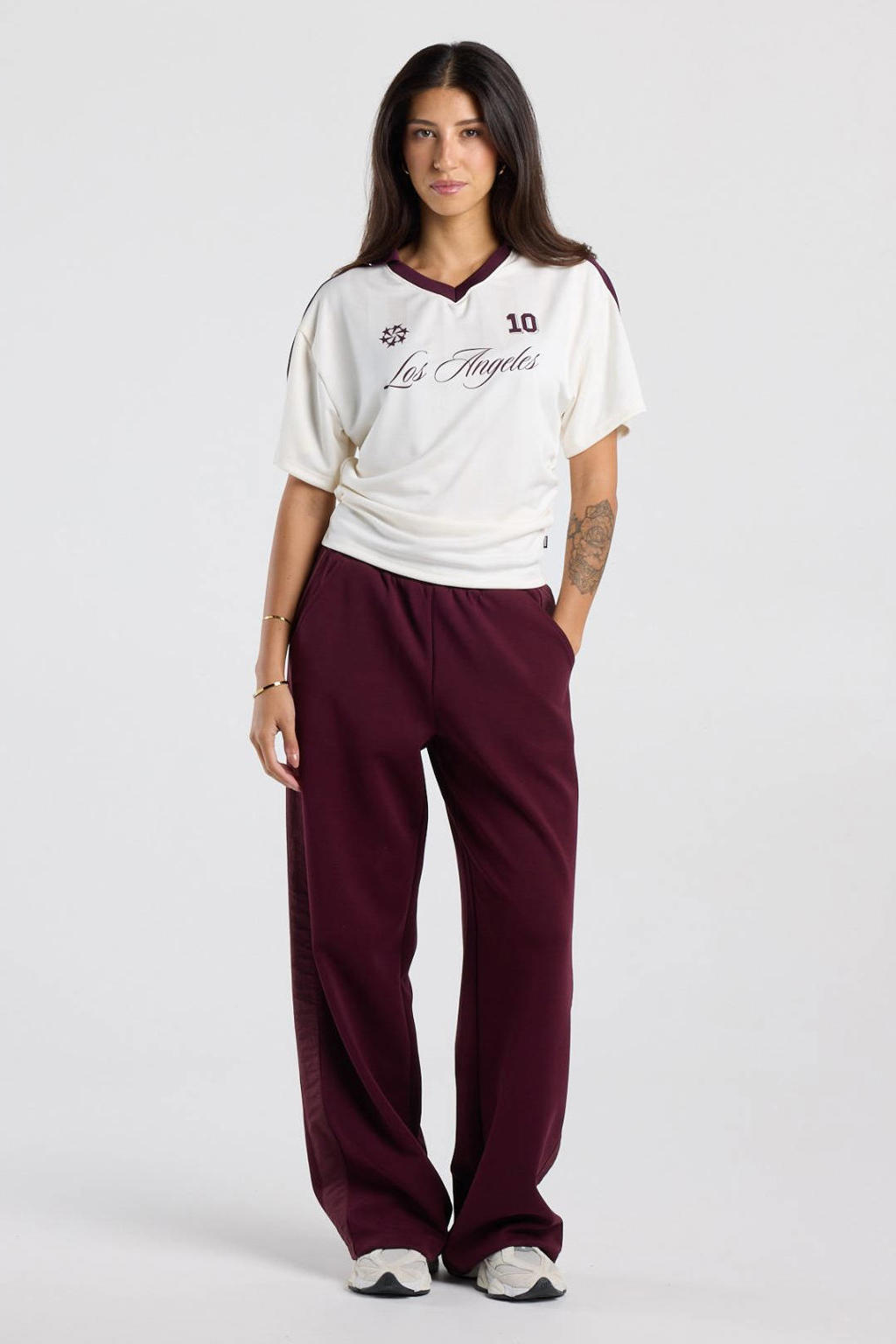 Ecru dames America Today T-shirt van polyester met printopdruk, korte mouwen en V-hals