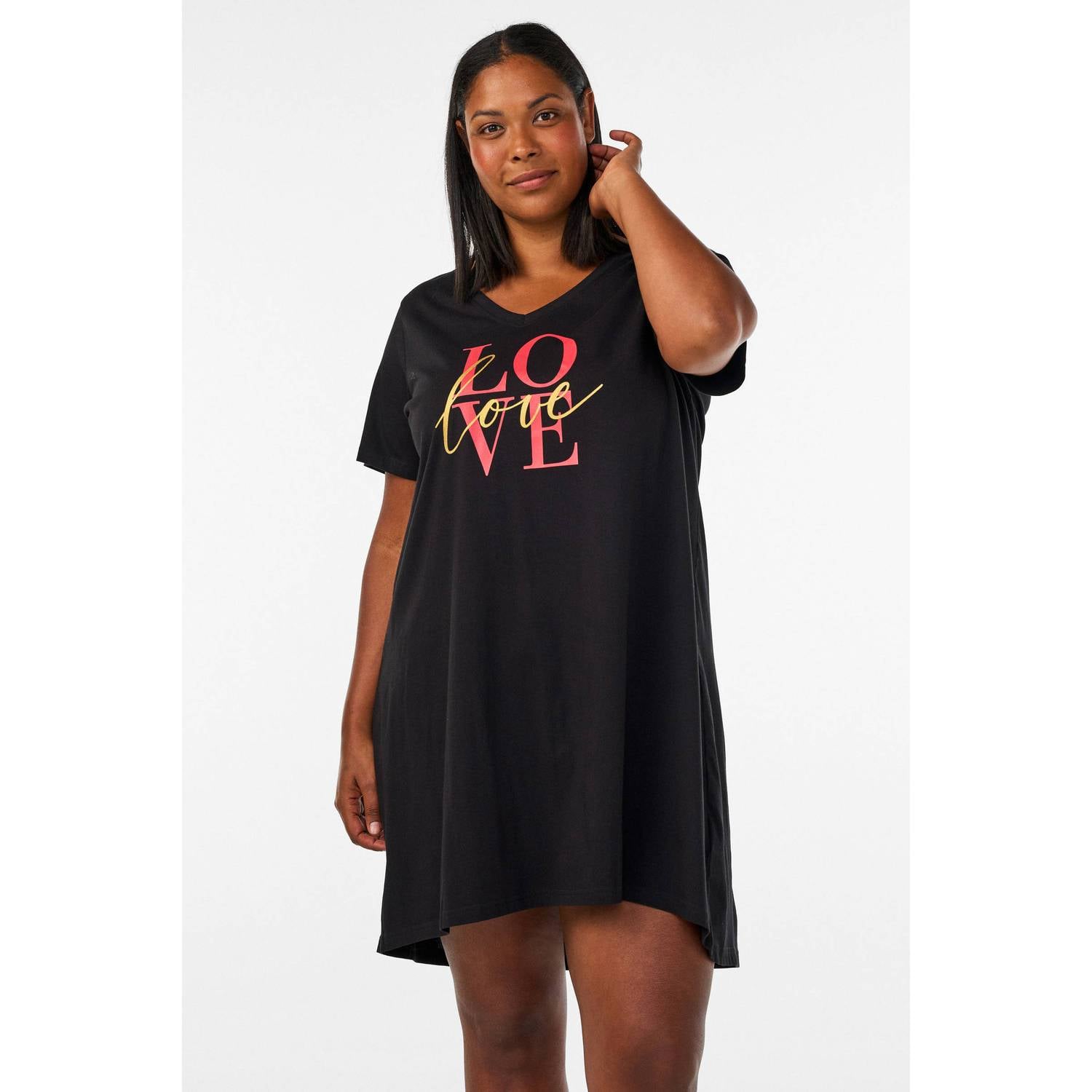 Zizzi Plus Size nachthemd zwart print love