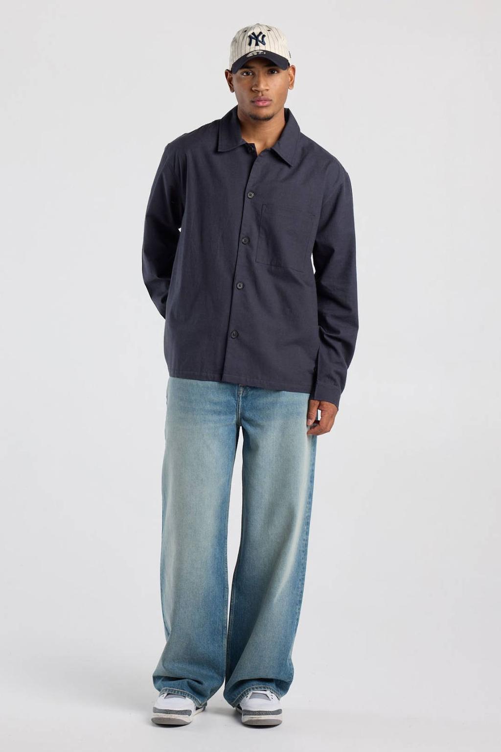 Donkerblauwe heren America Today relaxed fit overshirt van linnen met effen, lange mouwen en klassieke kraag